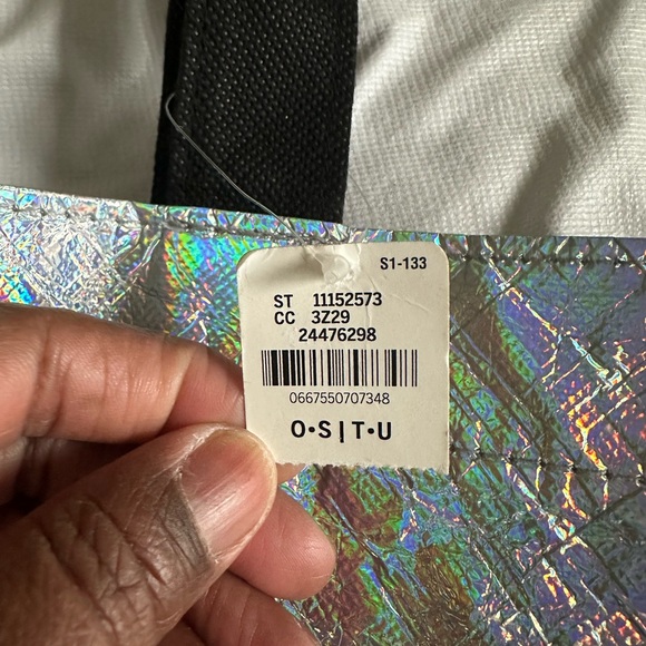 Victory Secret - Picture 6 of 6